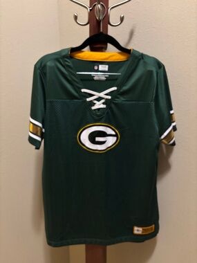 NFL Women's Lace-Up Team Apparel Jersey - Green & Gold